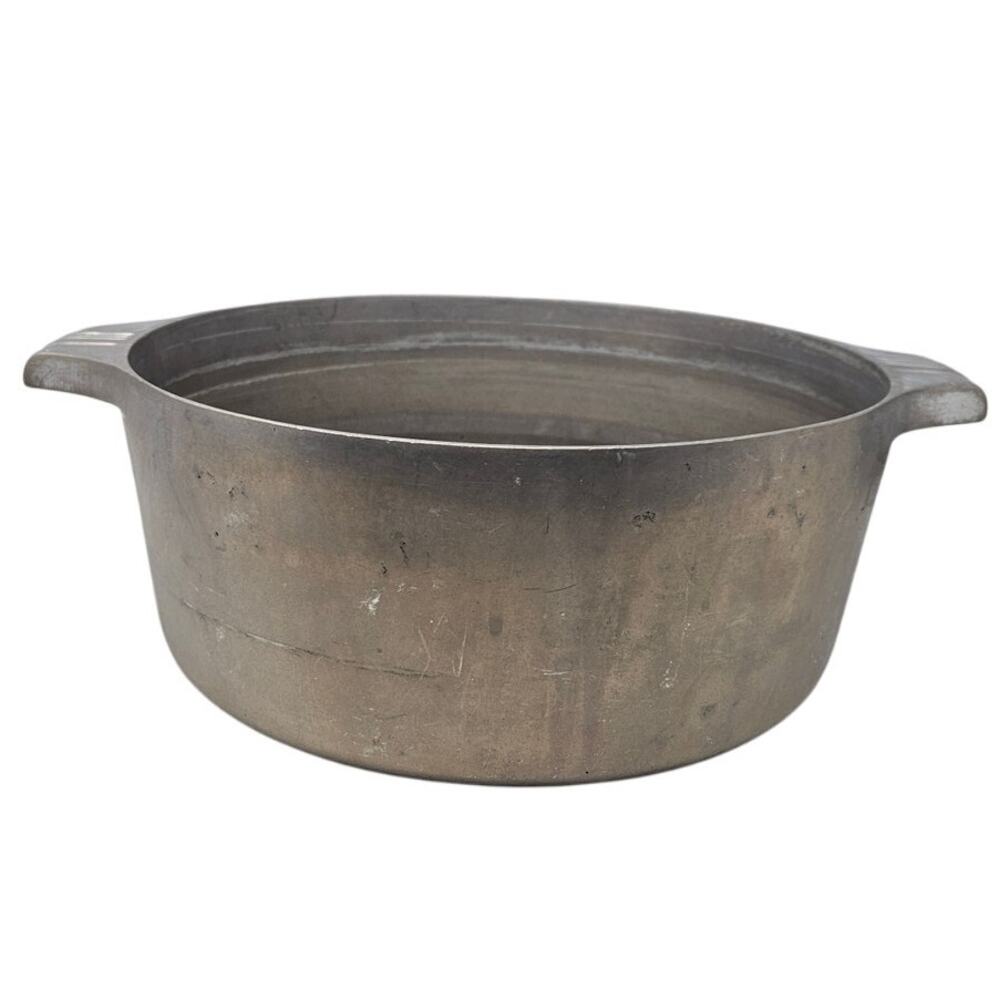 Vintage 60s Wagner Ware Magnalite 4248 Dutch Oven No Lid 5 qt Pot Aluminum